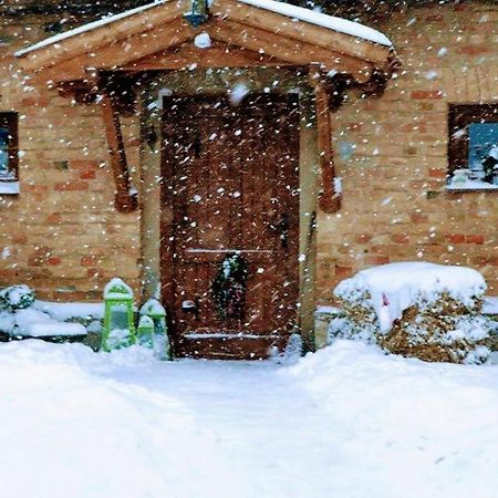 Mives Vendeghaz Hotel Pogany Bagian luar foto